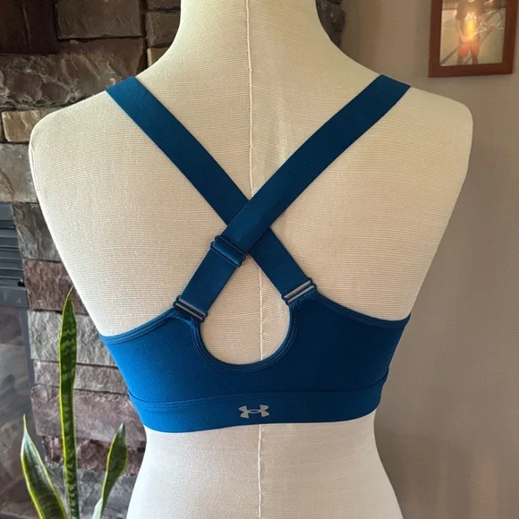 Under Armour Women's Deep Blue Zip-Front Sports Bra size medium - Picture 3 of 8